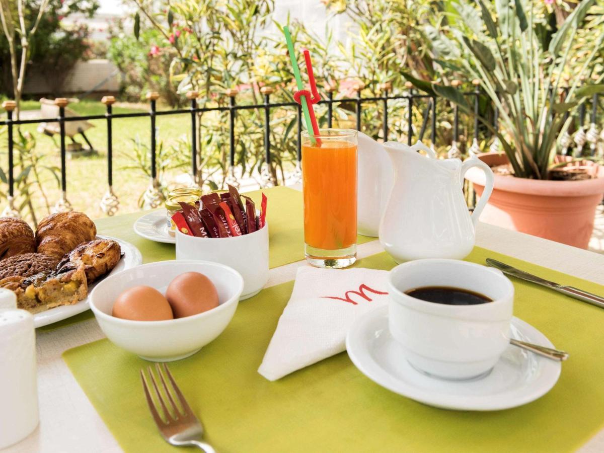 Hotel Mercure Alger Aeroport Dar el Beïda Exterior foto A typical Italian breakfast